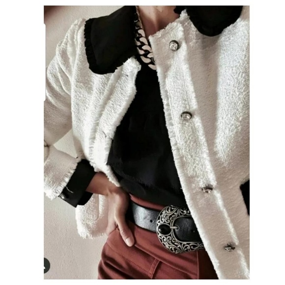 Zara jacket with bejeweled buttons (2729) - Picture 2 of 8